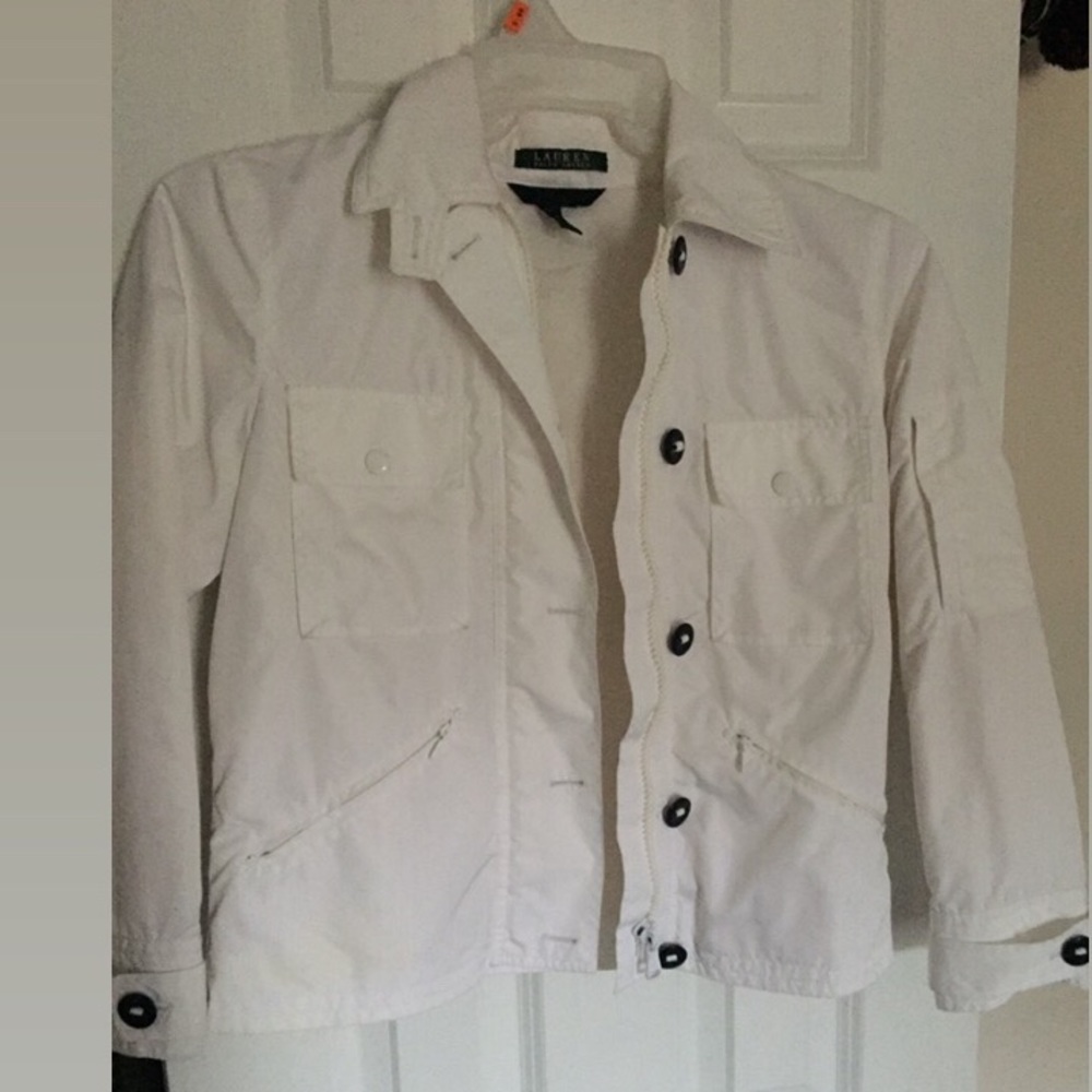 Polo jacket, can serve as a crop top look